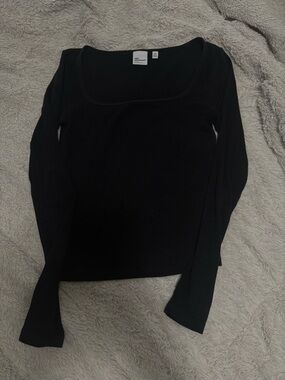 TNA Black Long-Sleeve Square Neck Tee